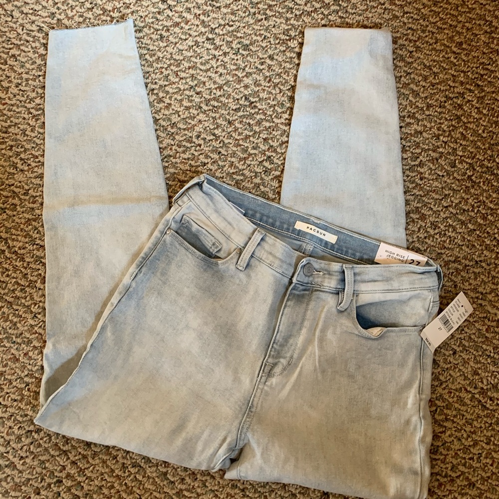 HIGH RISE JEGGING